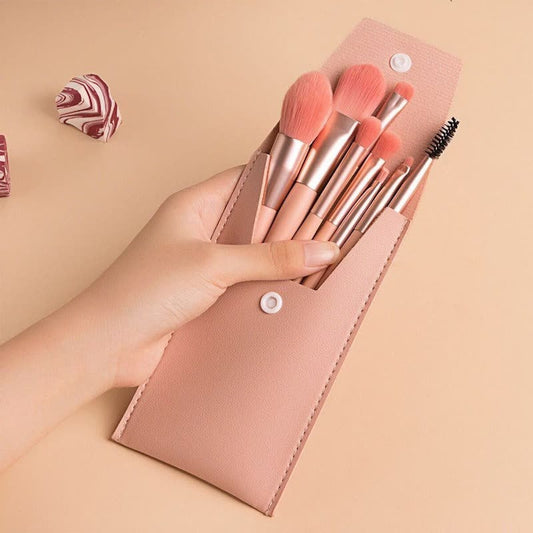 A Set Of 8 Portable Makeup Brushes, Suitable For Portable Beauty Tools